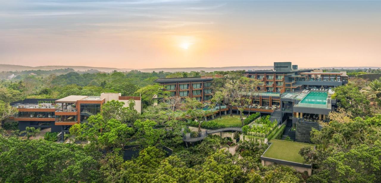 Jw Marriott Goa Hotel Vagator Exterior photo